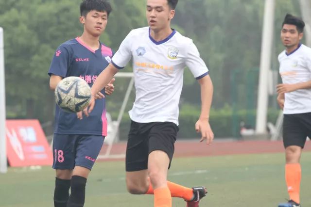 国家报：巴萨坚信一旦重启阿尔瓦雷斯谈判，马竞会在要价方面让步